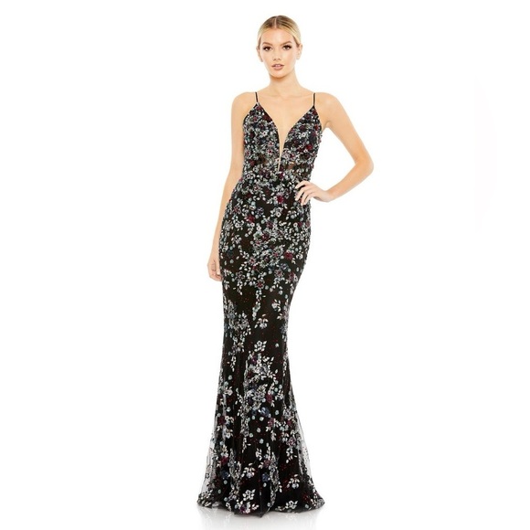 Mac Duggal 20332 NWT Black Floral Embellished Plunge Gown - Picture 1 of 5